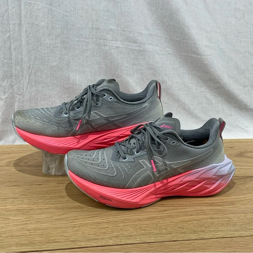 Asics Novablast 4 Sheet Rock/White/Pink Running Shoes Women’s Size 10 - Picture 1 of 10